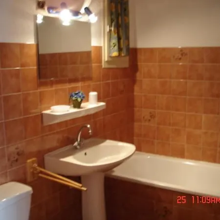 Residence Lou Cigaloun 아파트 그뢰오레방